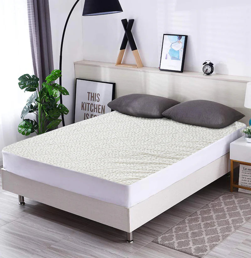 premium Bamboo Jacquard Waterproof Mattress Protector.