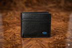 Premium Vintage Leather Bi-Fold Wallet for Men.